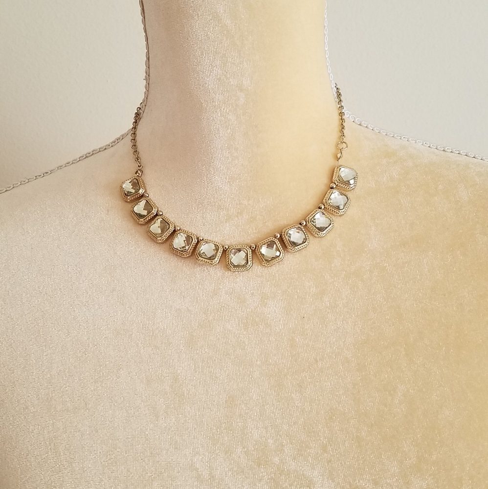 Womens necklace